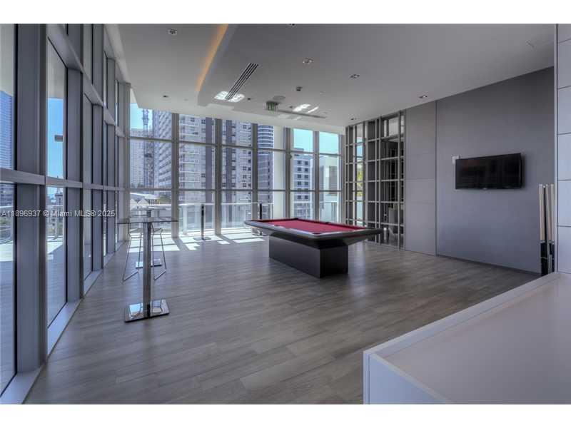 1100 S MIAMI AV #1011, Miami FL 33130