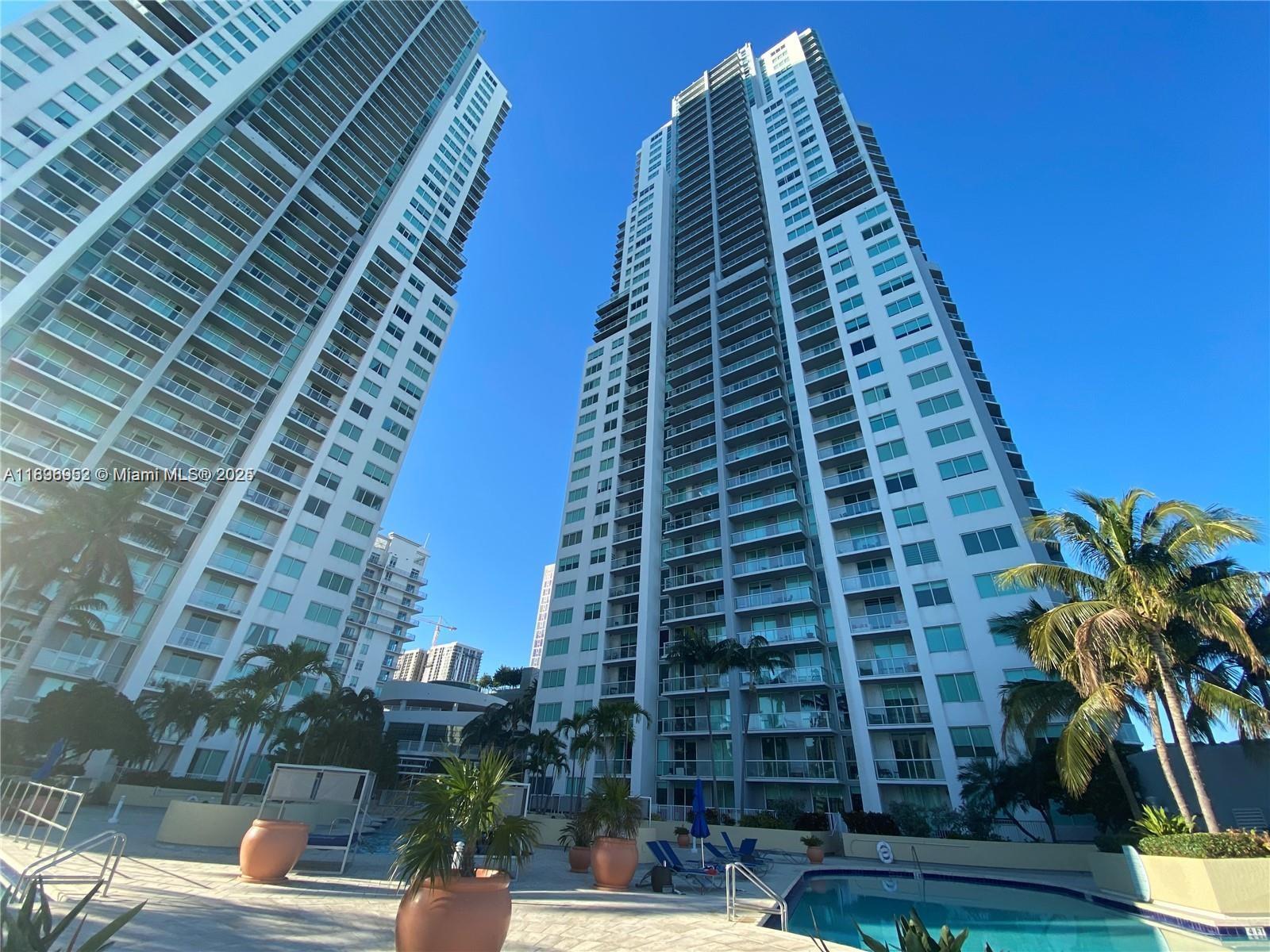 244 Biscayne Blvd #3708, Miami FL 33132