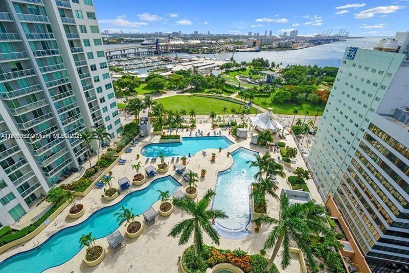244 Biscayne Blvd #3708, Miami FL 33132