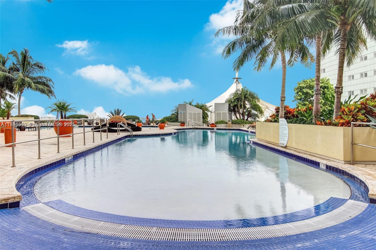 244 Biscayne Blvd #3708, Miami FL 33132