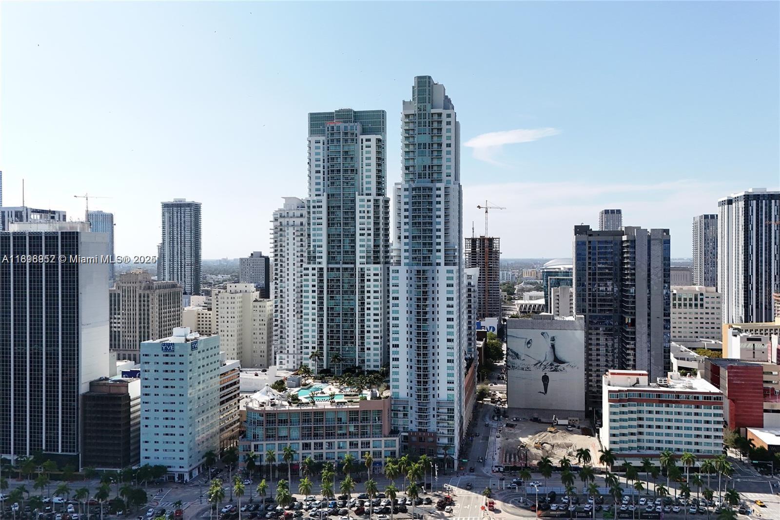 244 Biscayne Blvd #3708, Miami FL 33132