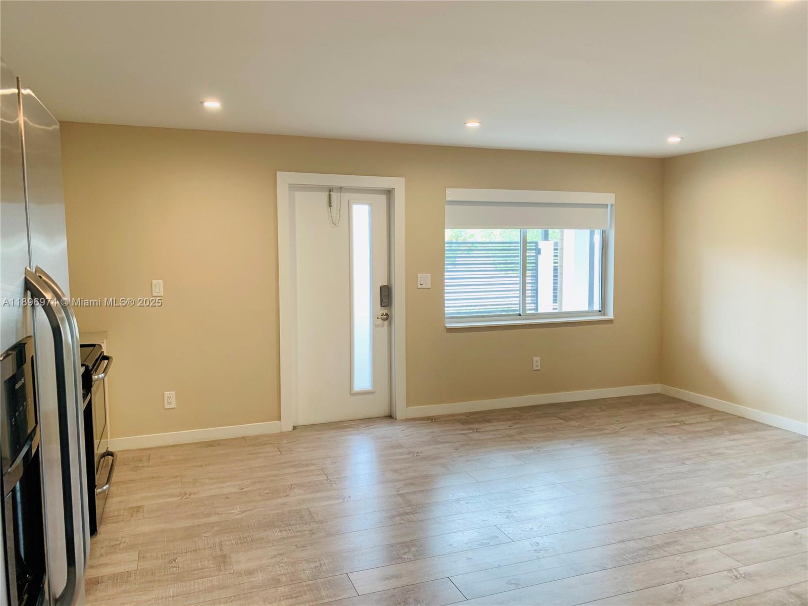 2412 NE 26th St #4, Fort Lauderdale FL 33305