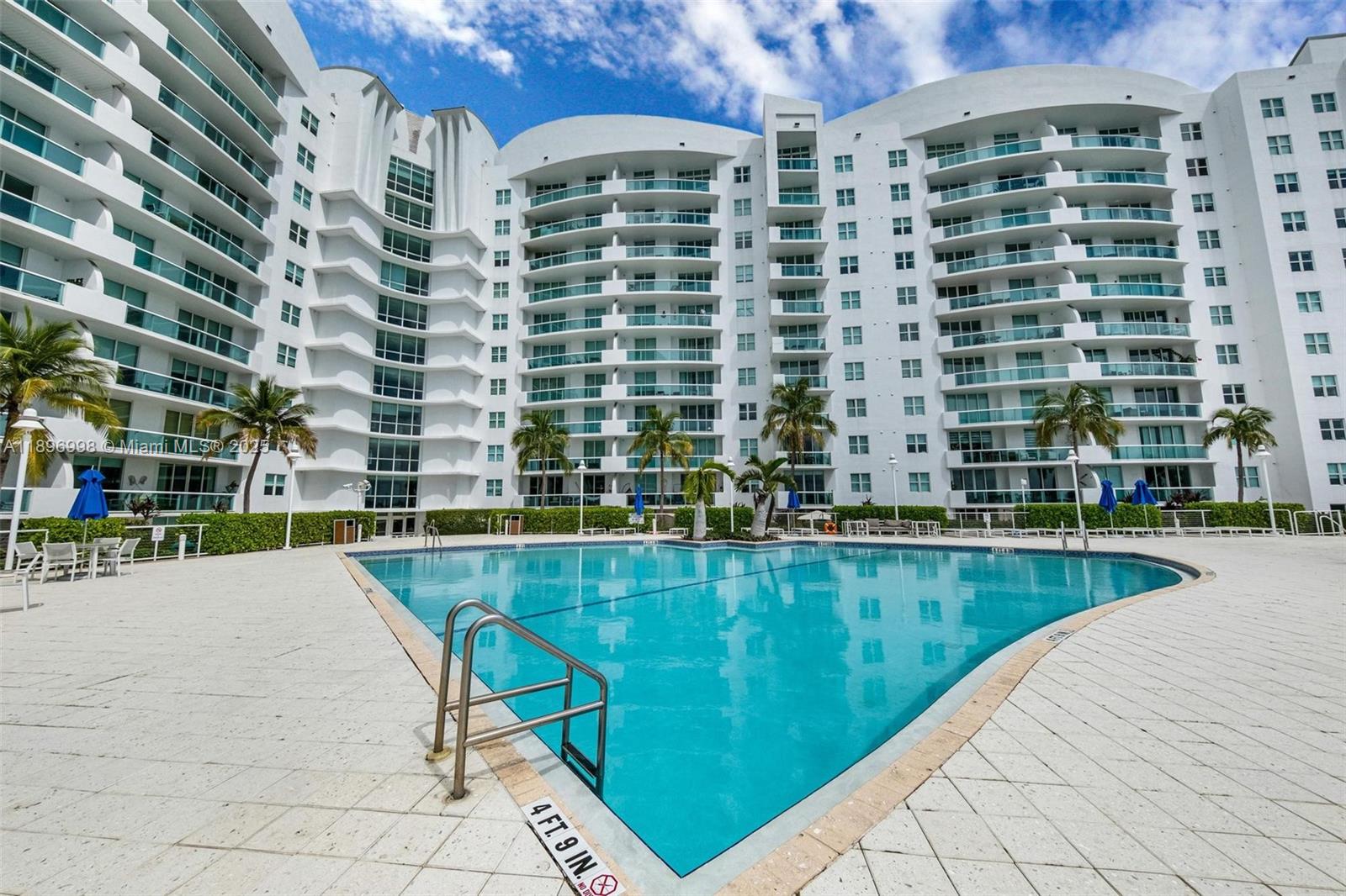 7918 Harbor Island Dr #207, North Bay Village FL 33141