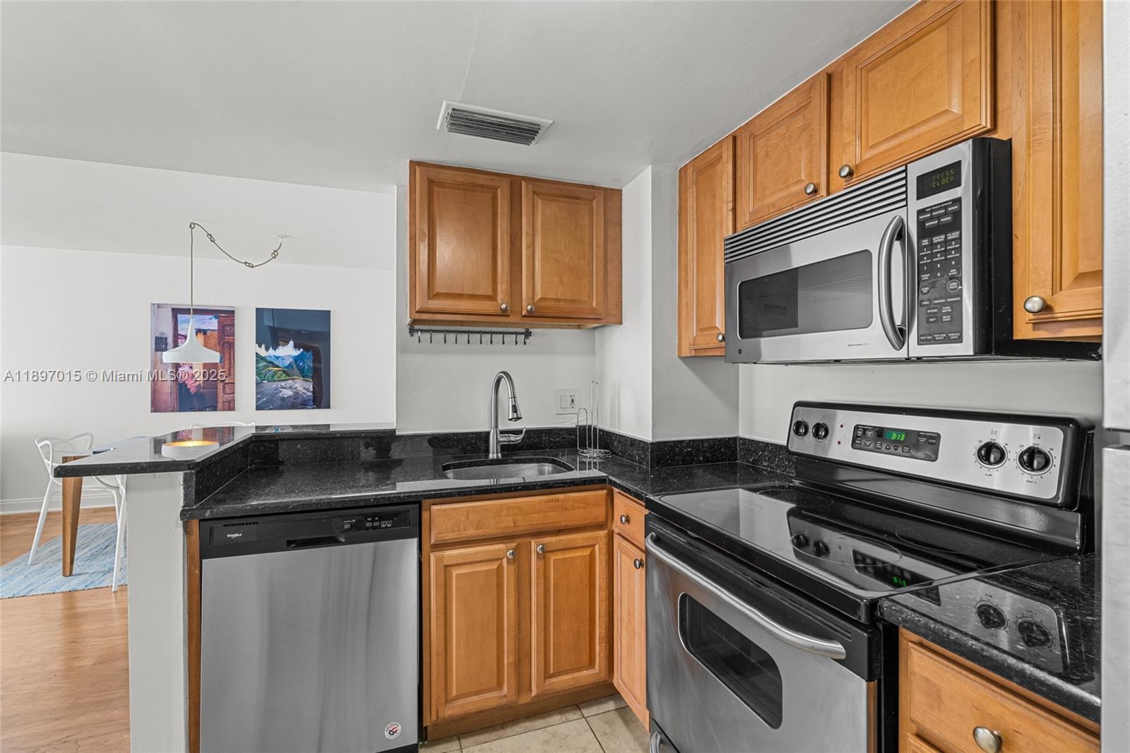 770 Claughton Island Dr #1010, Miami FL 33131