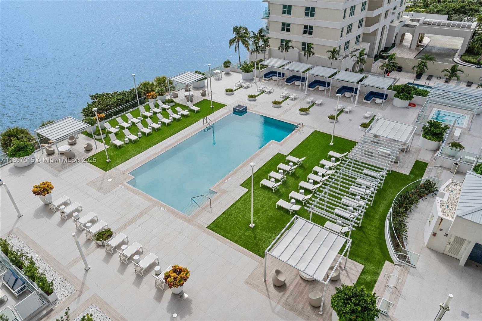 770 Claughton Island Dr #1010, Miami FL 33131