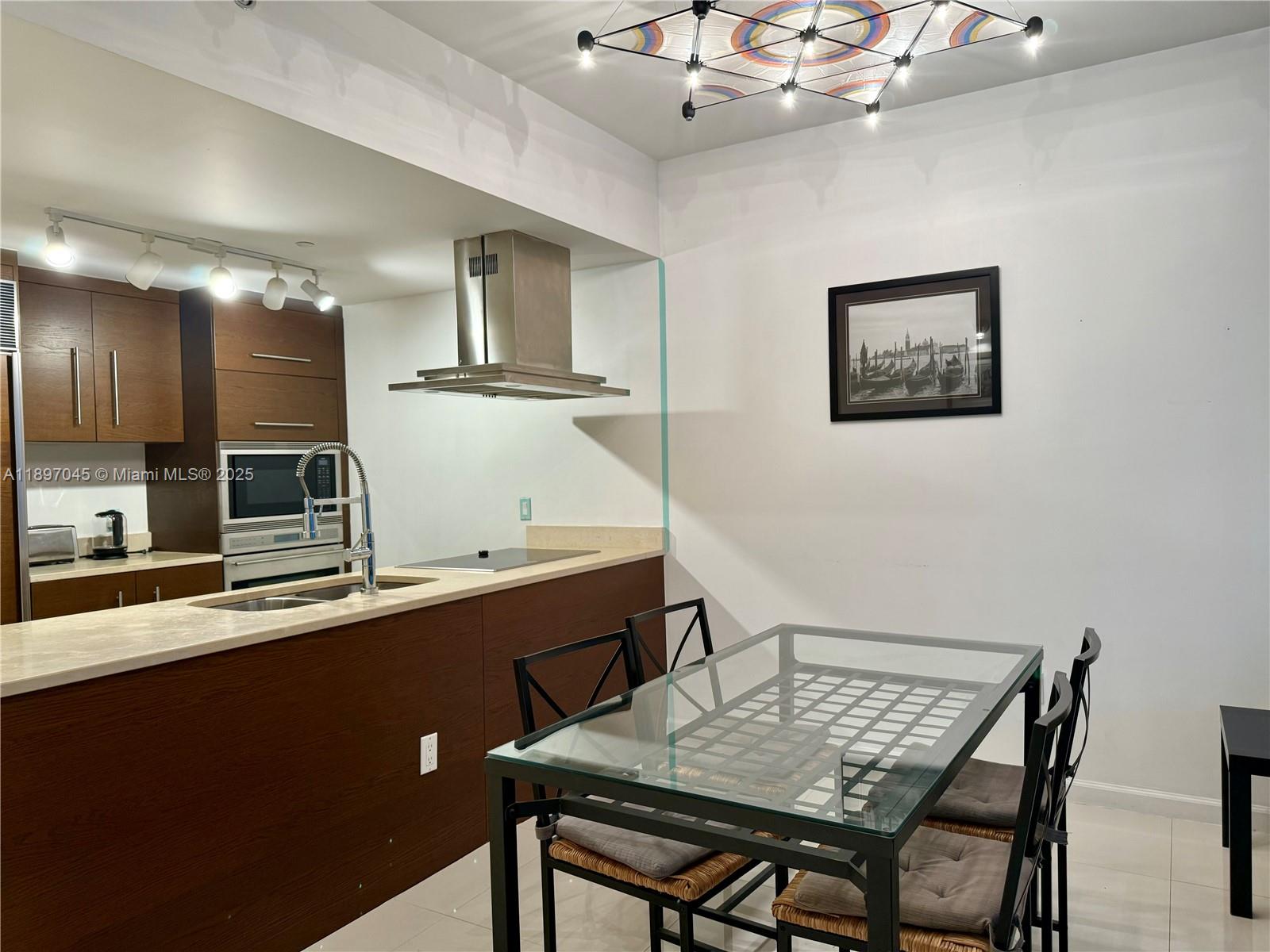 485 Brickell Ave #2606, Miami FL 33131