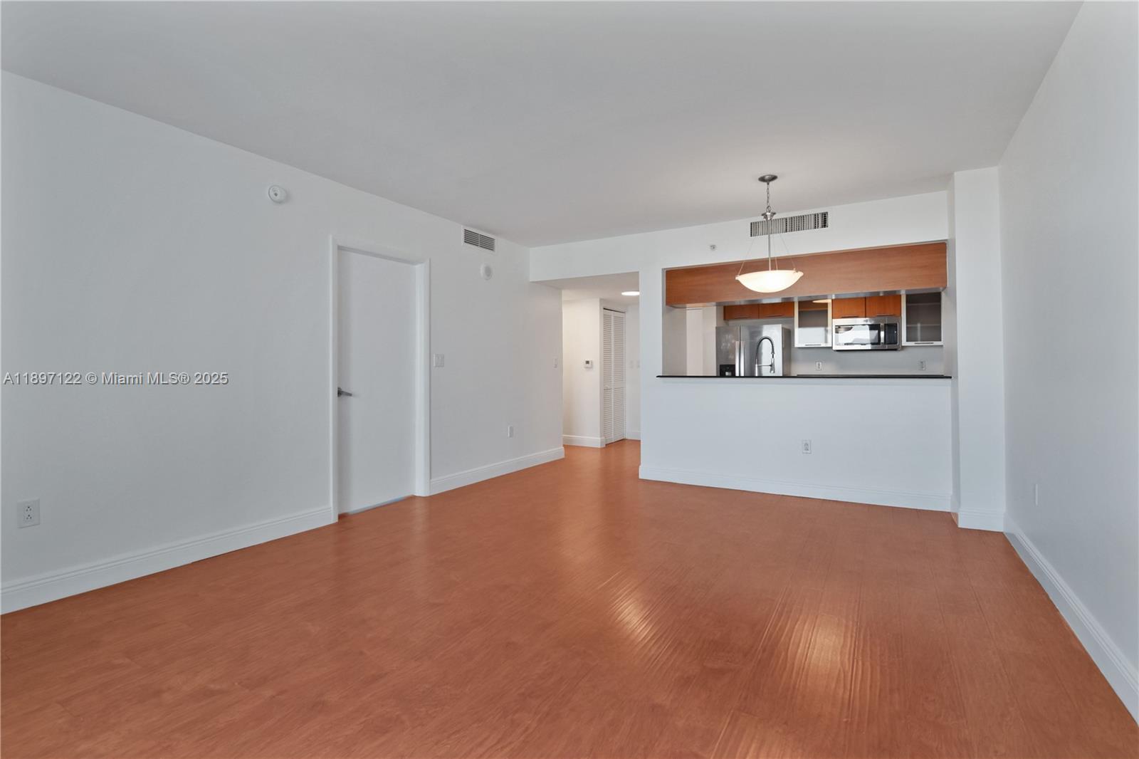 1800 N Bayshore Dr #2208, Miami FL 33132