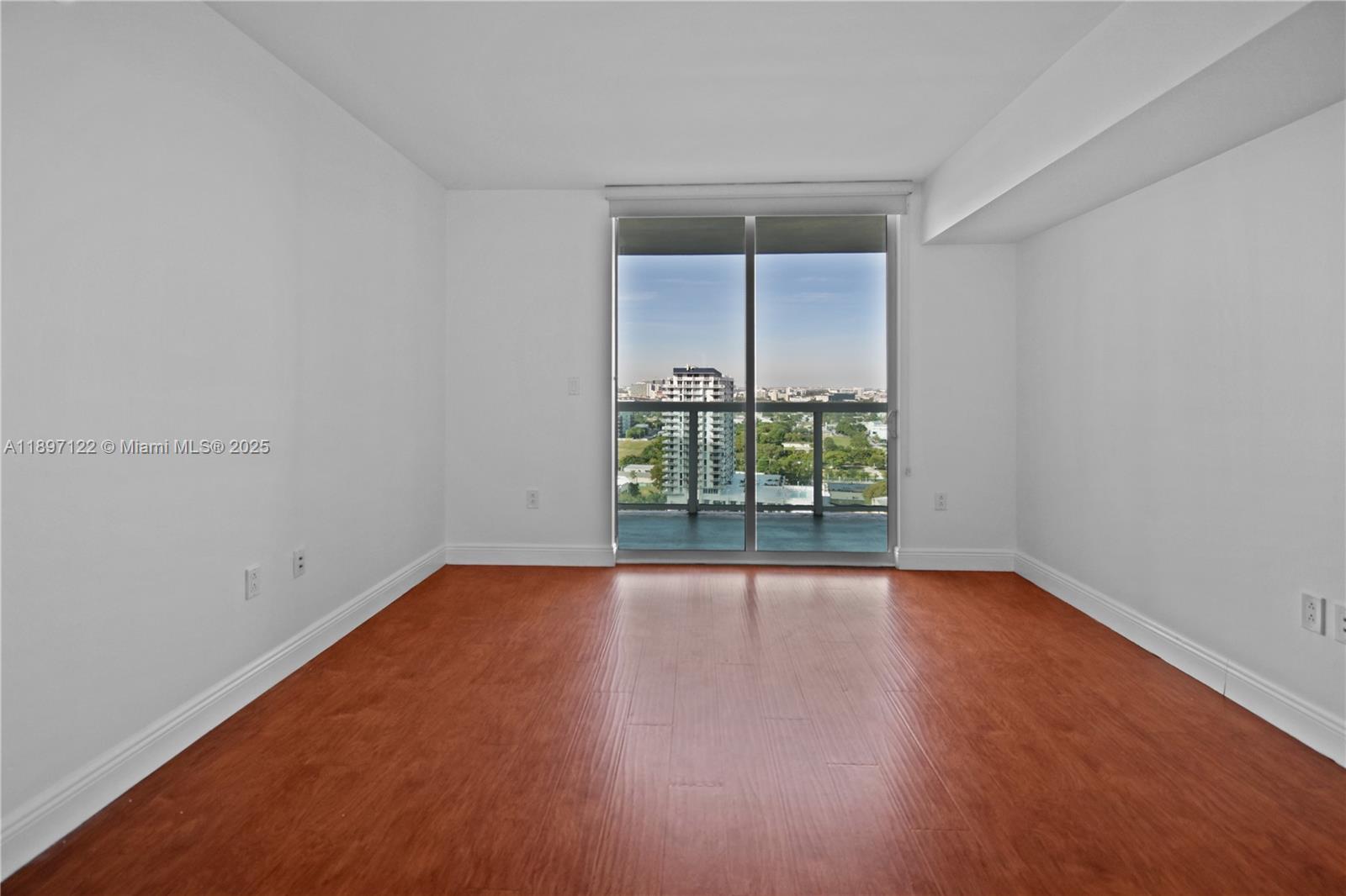 1800 N Bayshore Dr #2208, Miami FL 33132