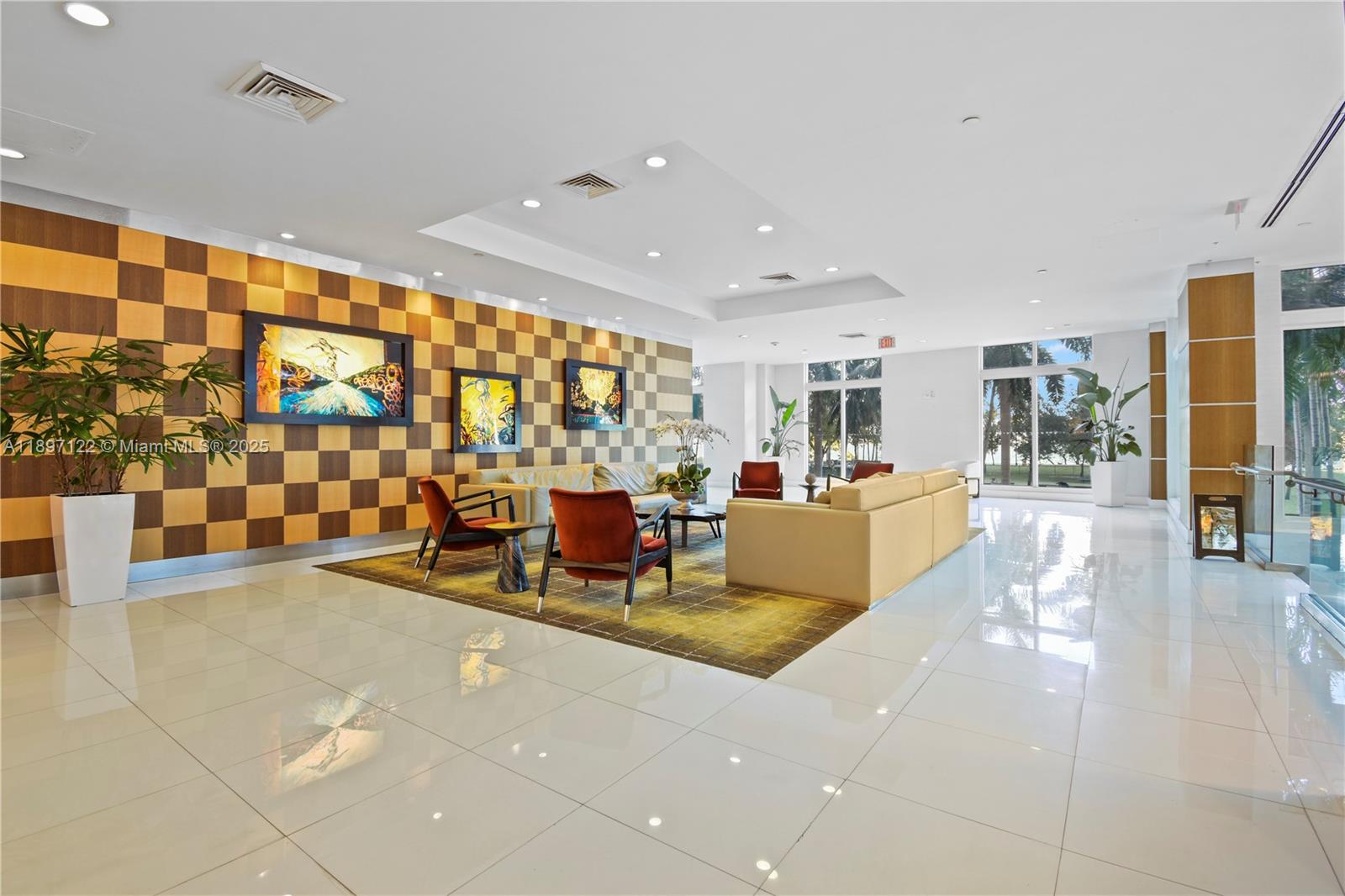 1800 N Bayshore Dr #2208, Miami FL 33132