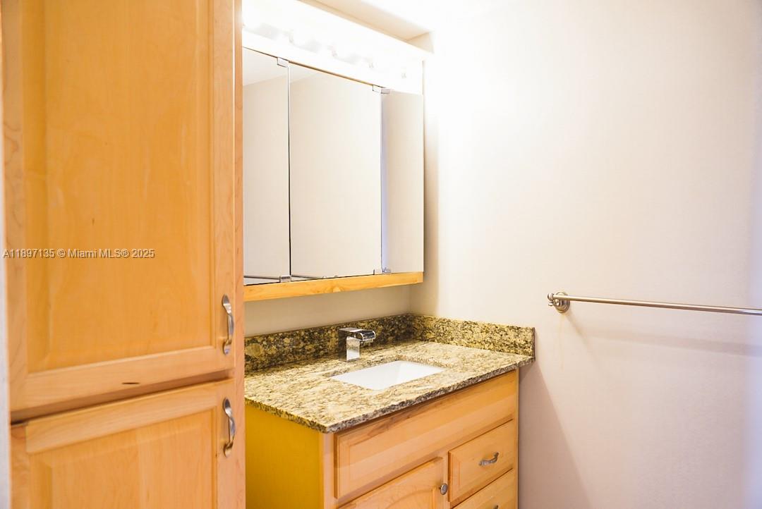 100 Golden Isles Dr #10, Hallandale Beach FL 33009