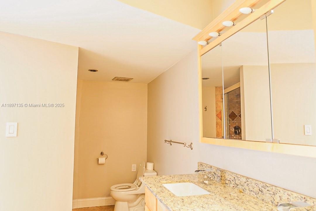 100 Golden Isles Dr #10, Hallandale Beach FL 33009