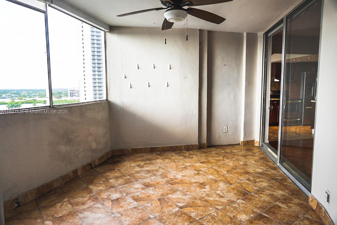 100 Golden Isles Dr #10, Hallandale Beach FL 33009