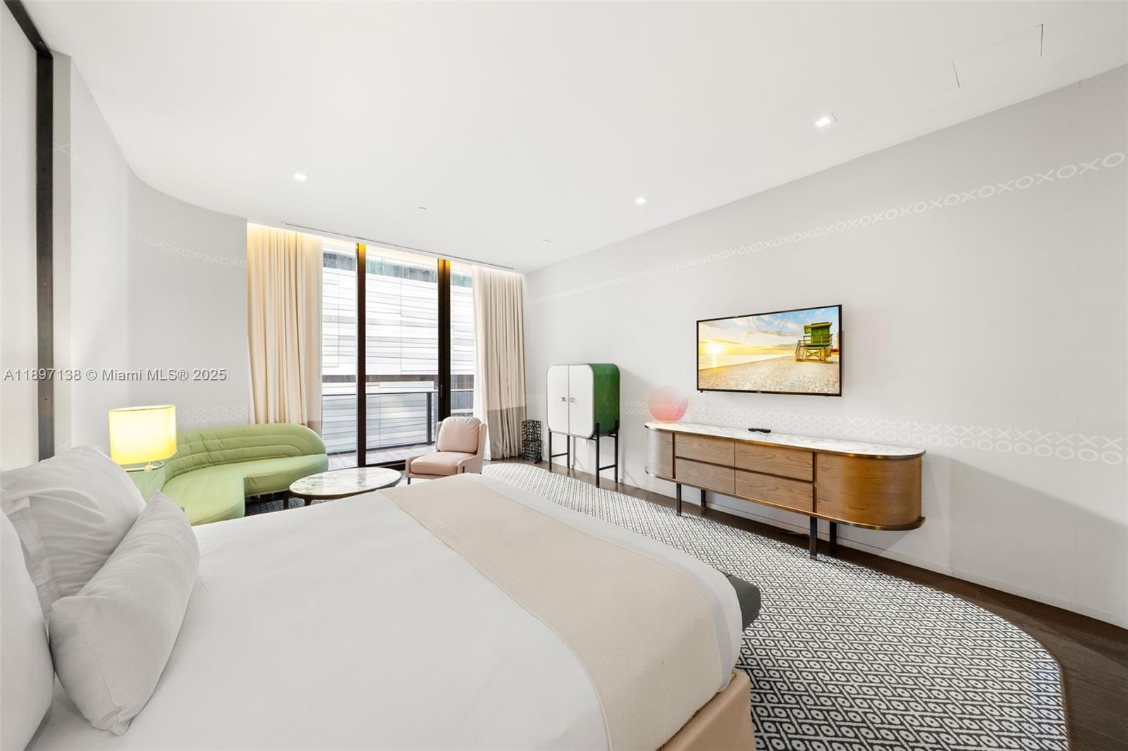 801 S Miami Ave #402, Miami FL 33130