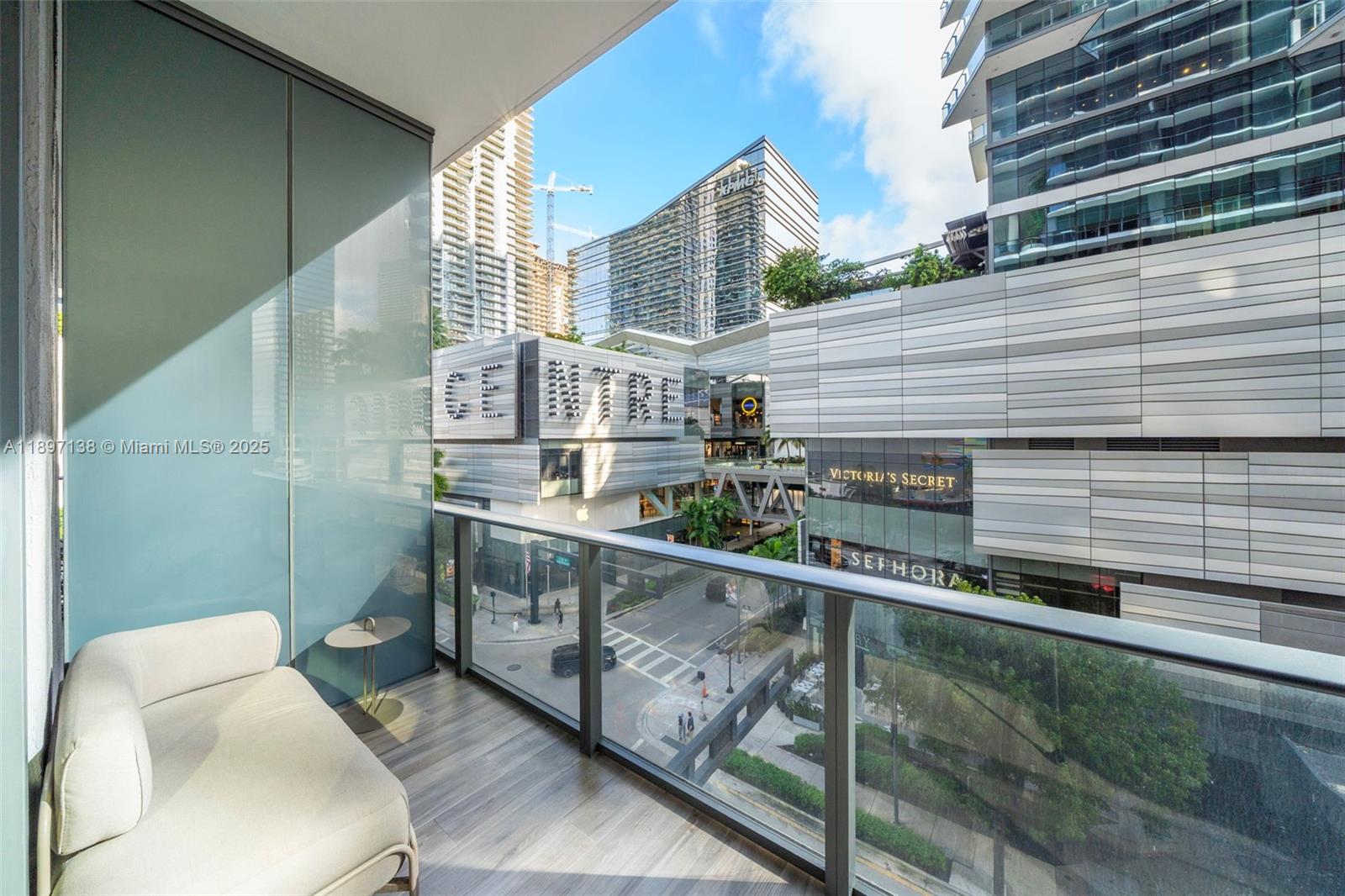 801 S Miami Ave #402, Miami FL 33130