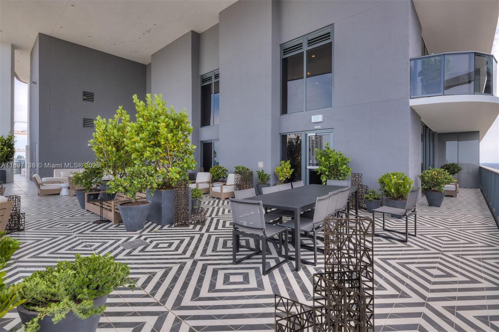 801 S Miami Ave #402, Miami FL 33130