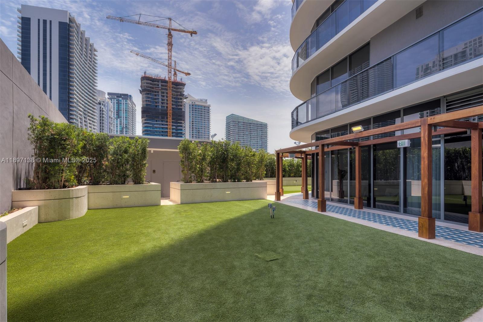 801 S Miami Ave #402, Miami FL 33130