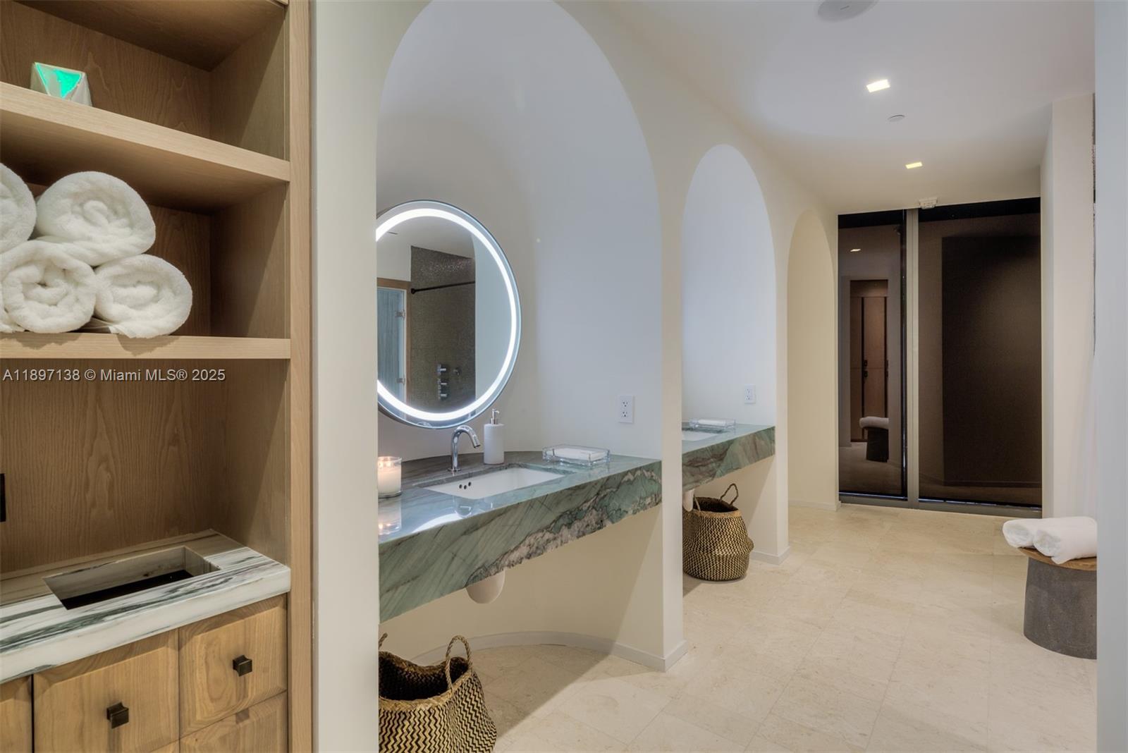 801 S Miami Ave #402, Miami FL 33130