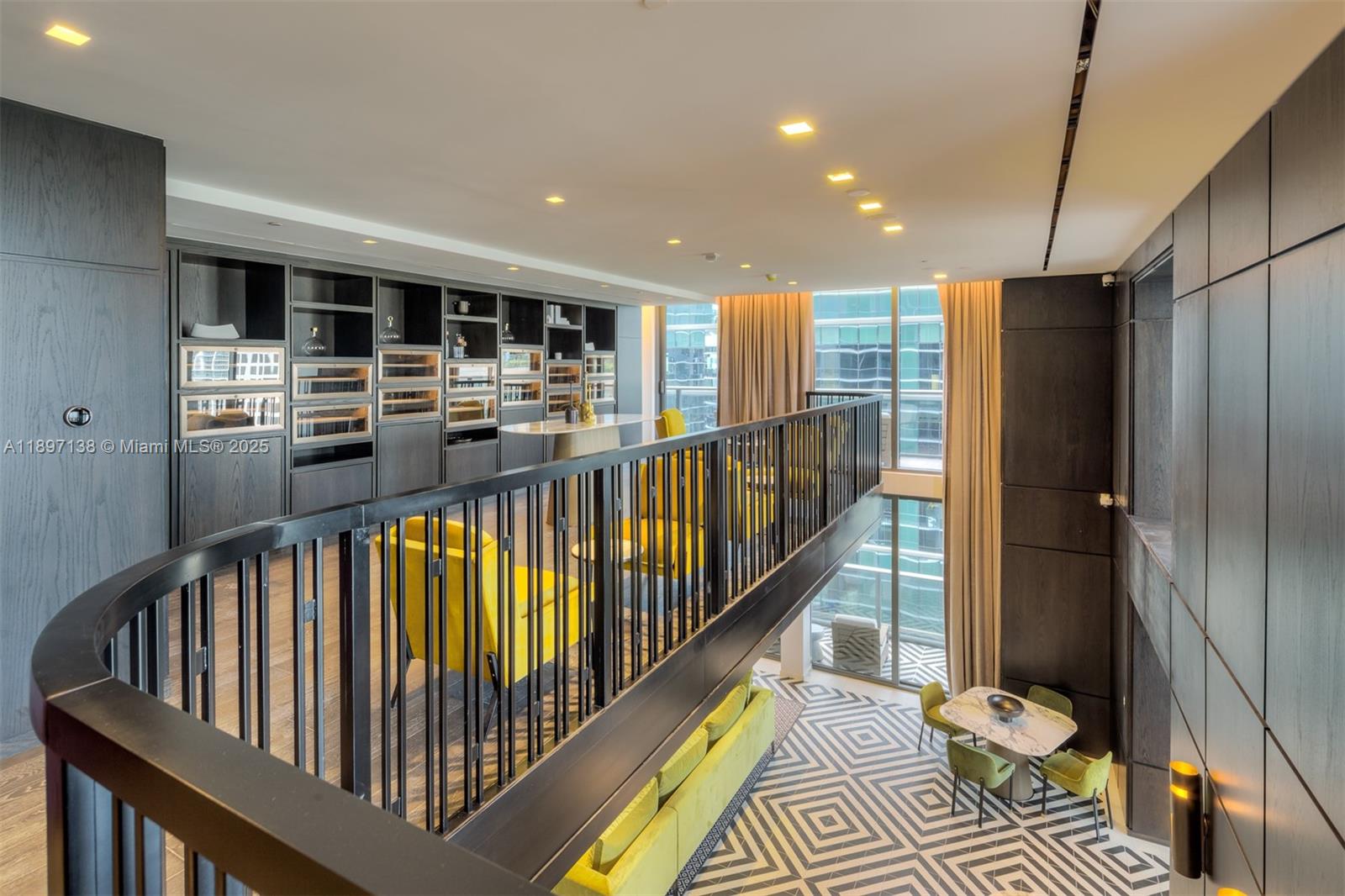 801 S Miami Ave #402, Miami FL 33130