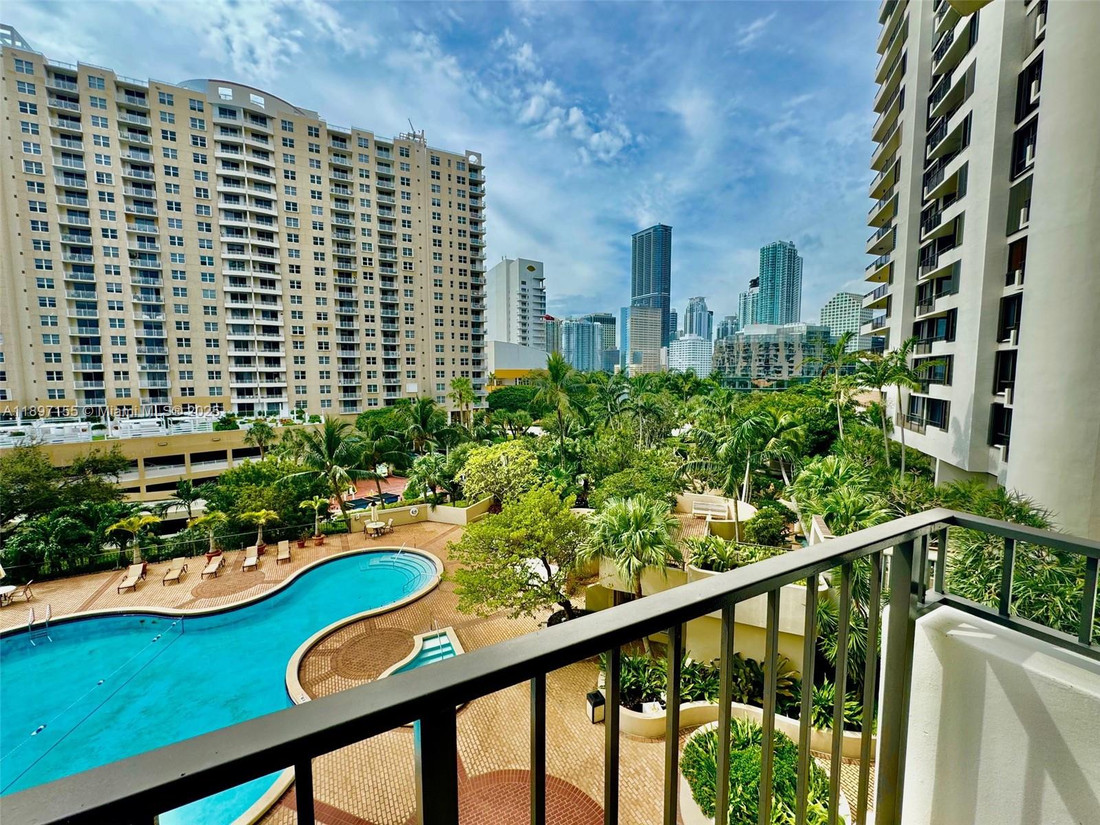 520 Brickell Key Dr #A605, Miami FL 33131