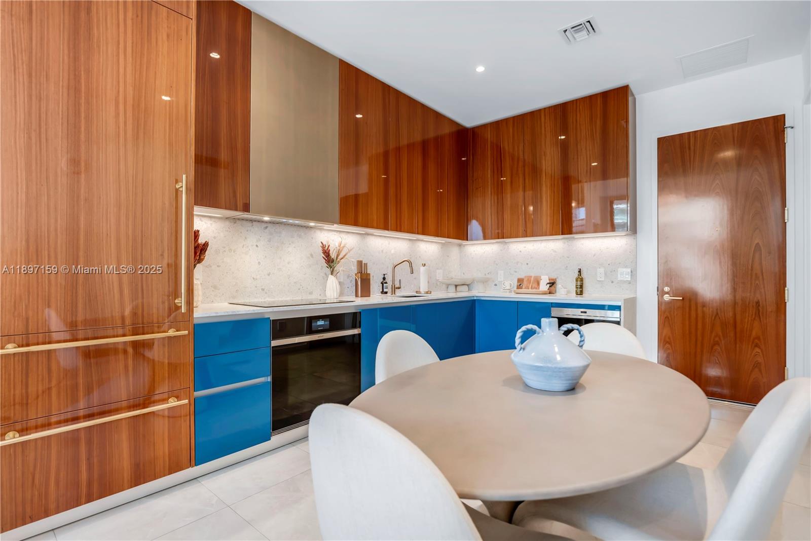 2655 S Bayshore Dr #1406, Miami FL 33133