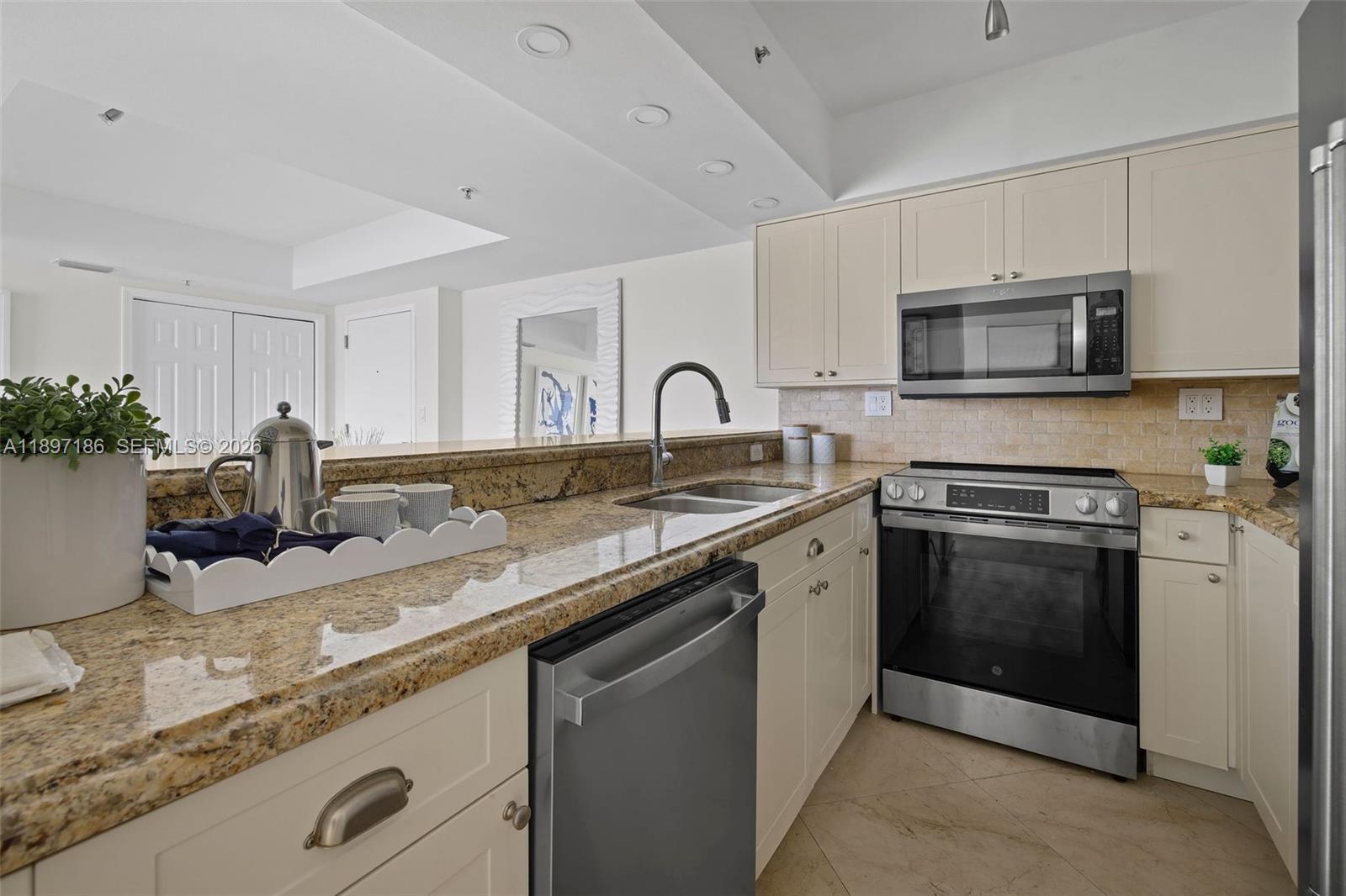 650 West Ave #1407, Miami Beach FL 33139