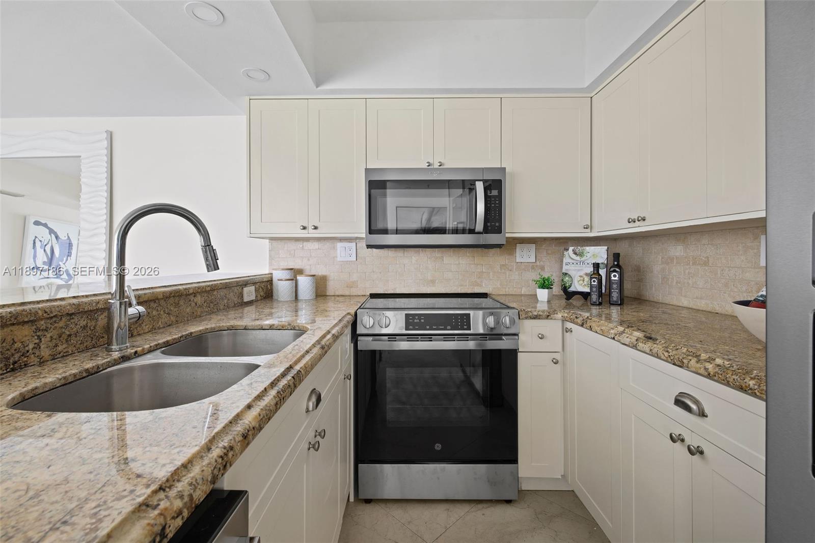 650 West Ave #1407, Miami Beach FL 33139