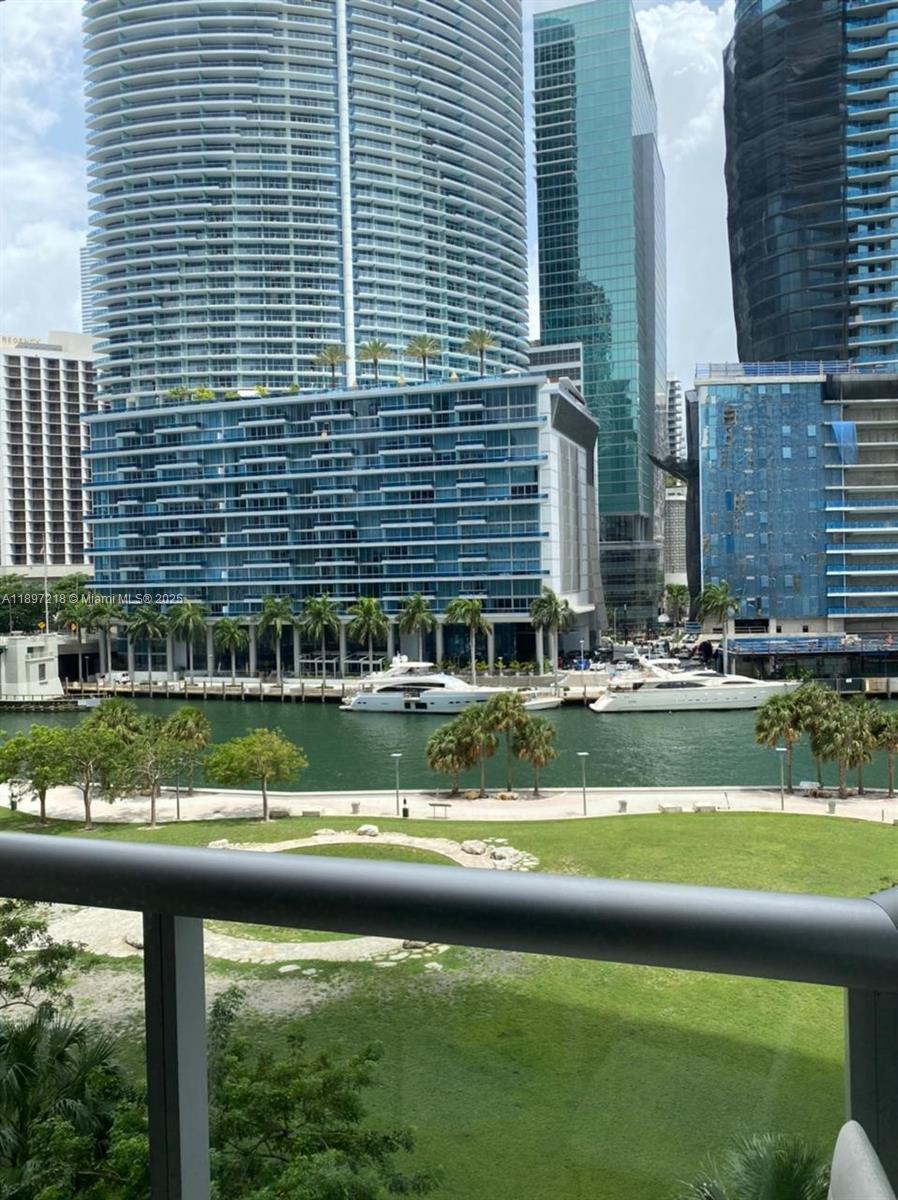 475 Brickell Ave #608, Miami FL 33131