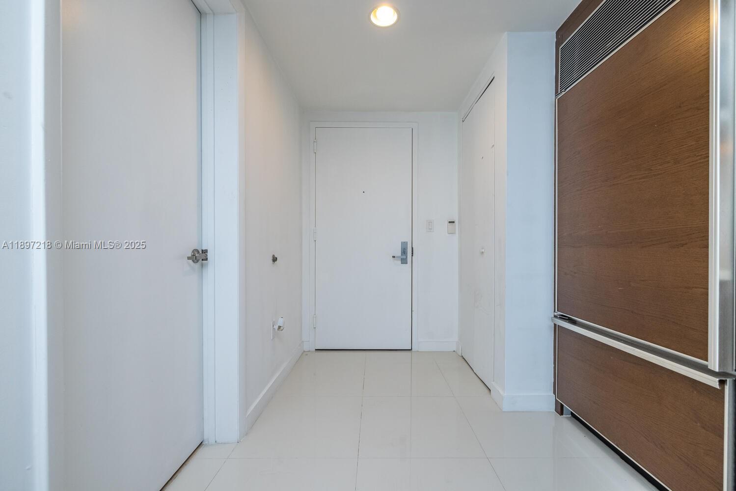 475 Brickell Ave #608, Miami FL 33131