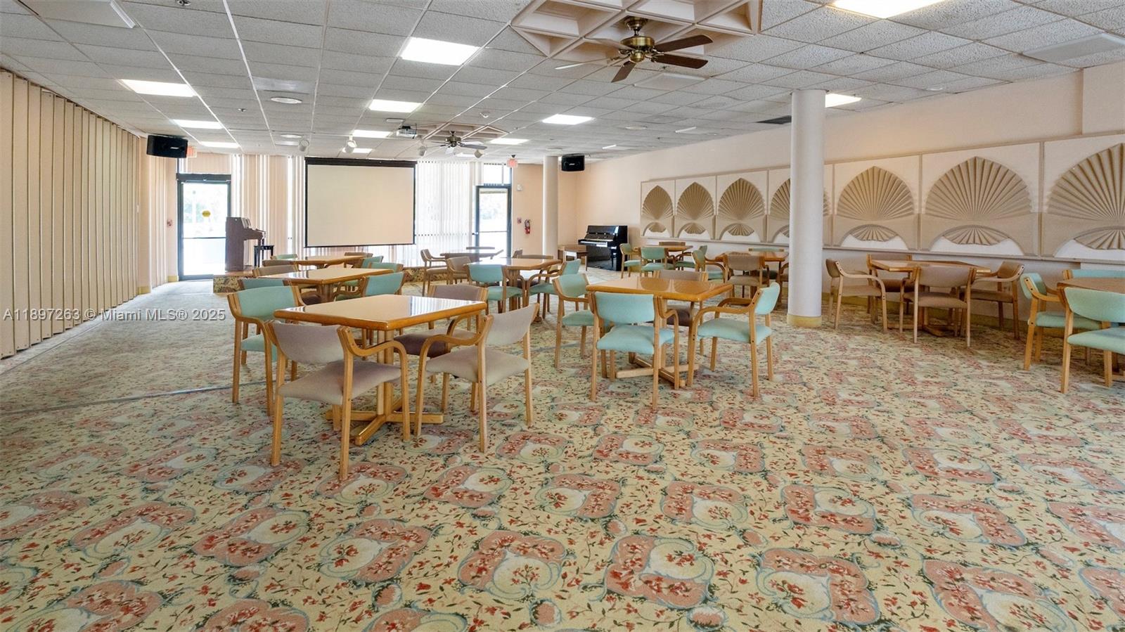 3701 N Country Club Dr #606, Aventura FL 33180