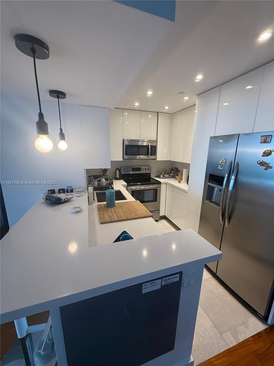 1200 West Ave #PH17, Miami Beach FL 33139
