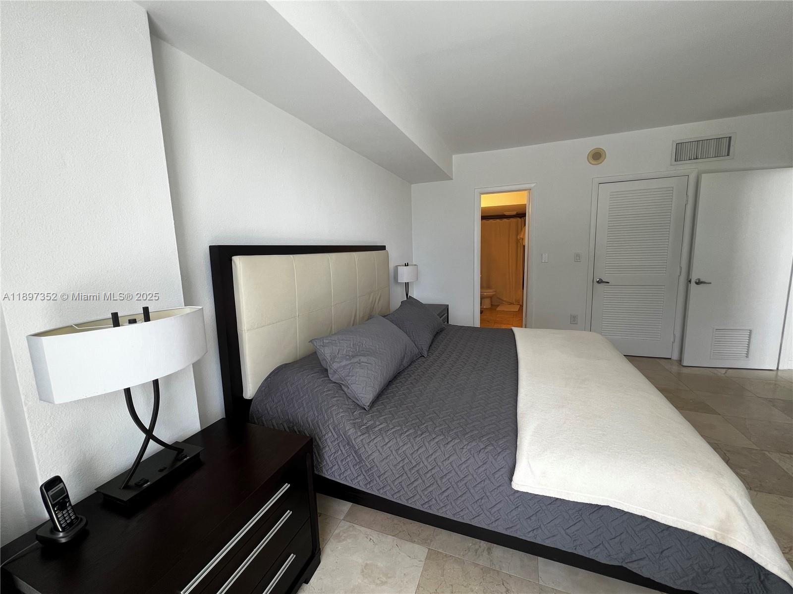10275 Collins Ave #214, Bal Harbour FL 33154