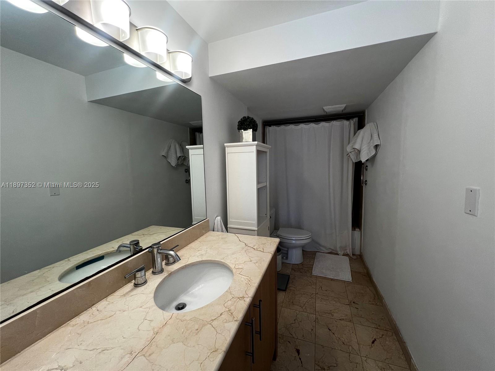 10275 Collins Ave #214, Bal Harbour FL 33154