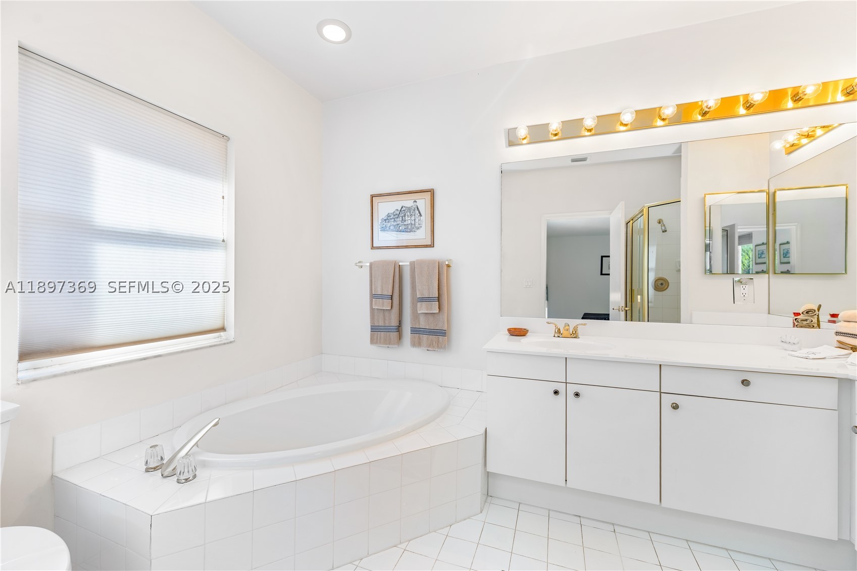 3699 NE 208th Ter, Aventura FL 33180