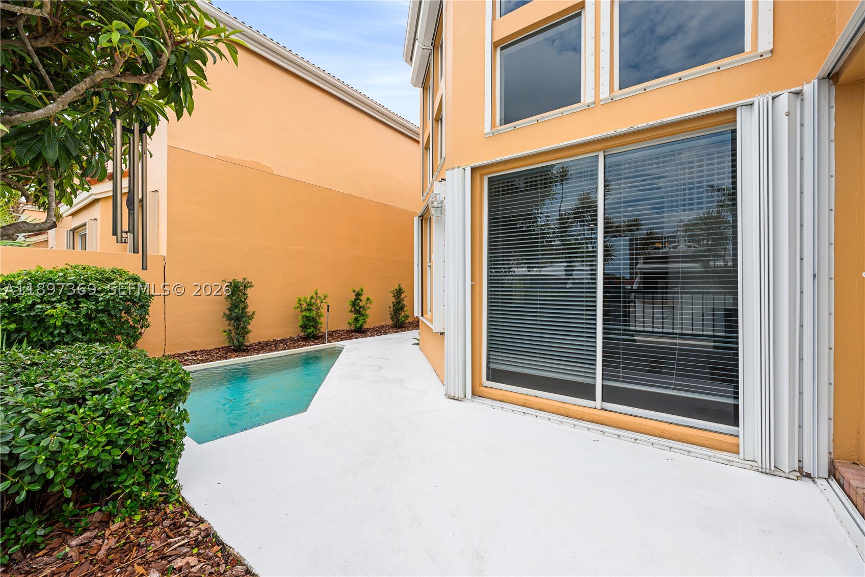 3699 NE 208th Ter, Aventura FL 33180