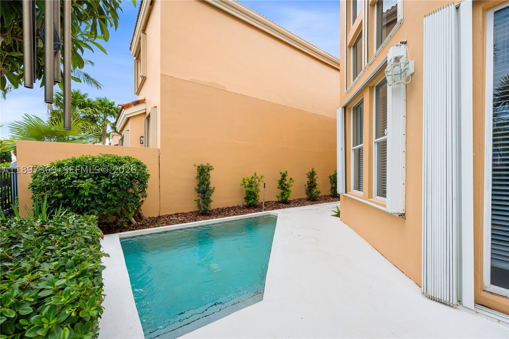 3699 NE 208th Ter, Aventura FL 33180