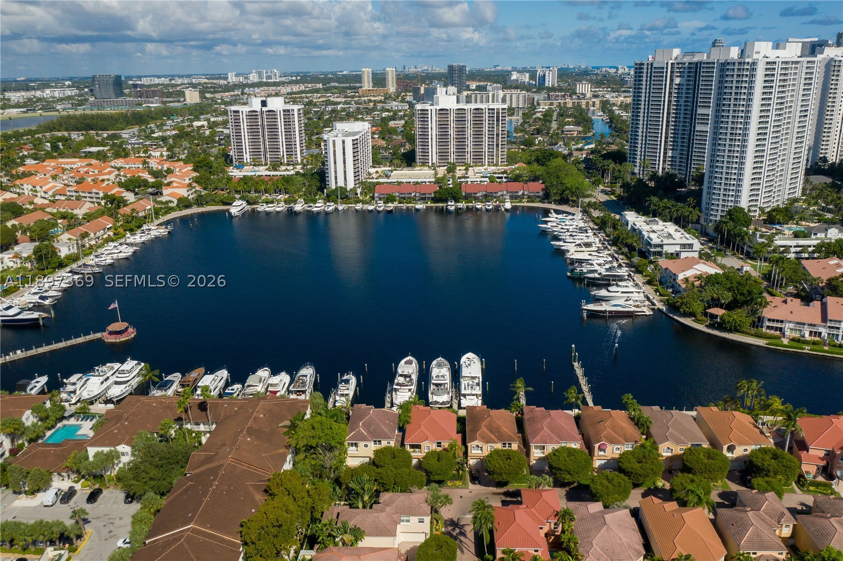 3699 NE 208th Ter, Aventura FL 33180