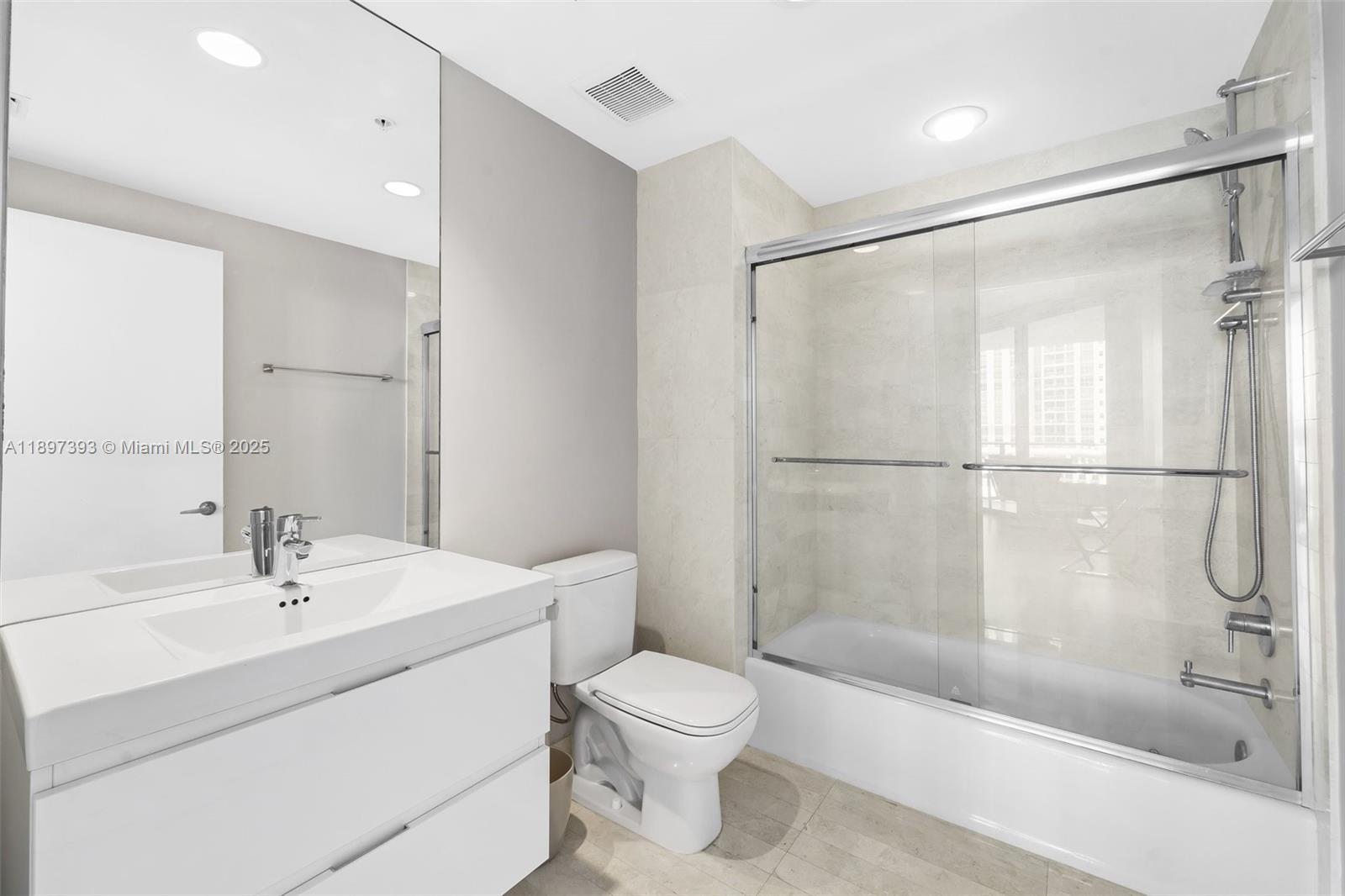 17111 Biscayne Blvd #307, North Miami Beach FL 33160
