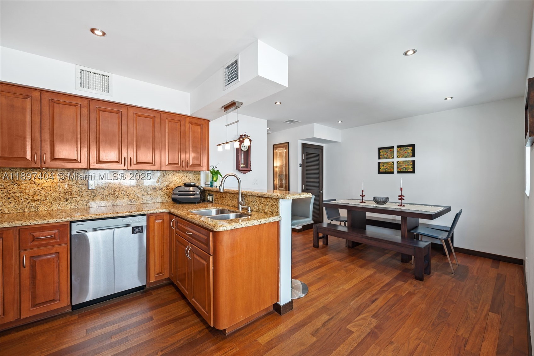 261 Navarre Ave #A-3, Coral Gables FL 33134