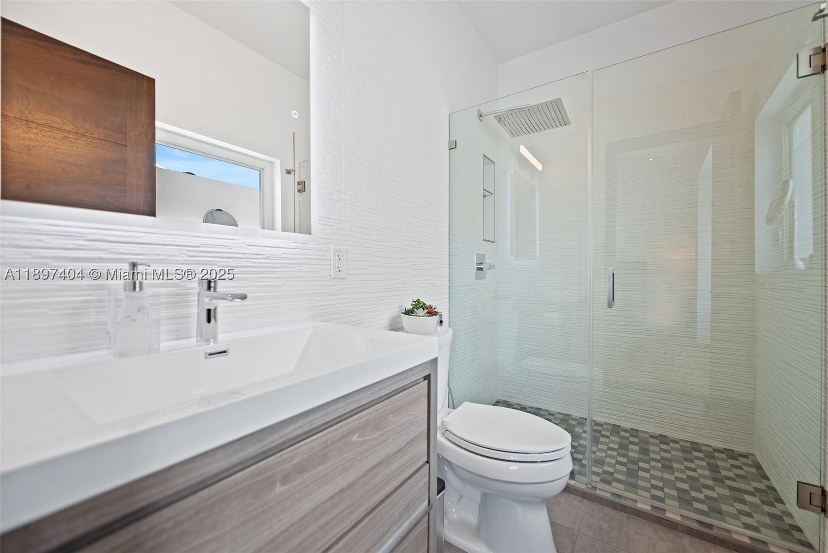 261 Navarre Ave #A-3, Coral Gables FL 33134