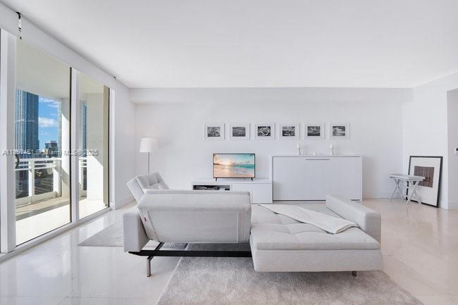 901 Brickell Key Blvd #1902, Miami FL 33131