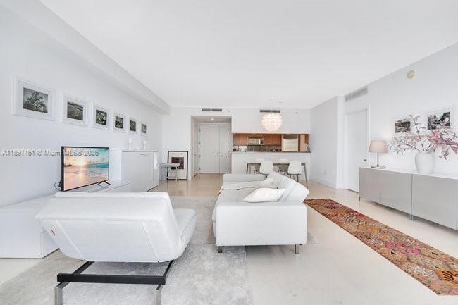 901 Brickell Key Blvd #1902, Miami FL 33131