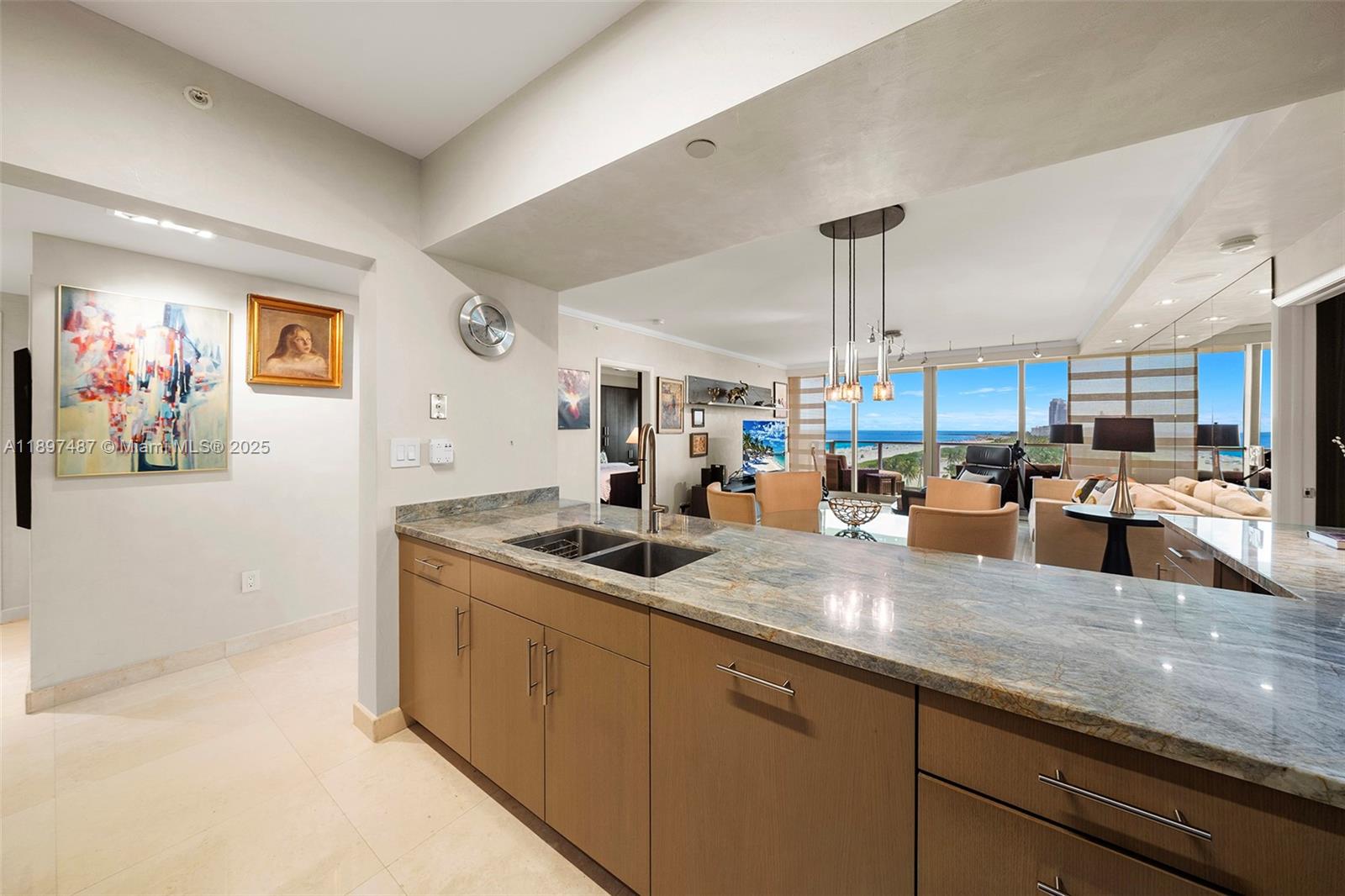 1455 Ocean Dr #1003, Miami Beach FL 33139
