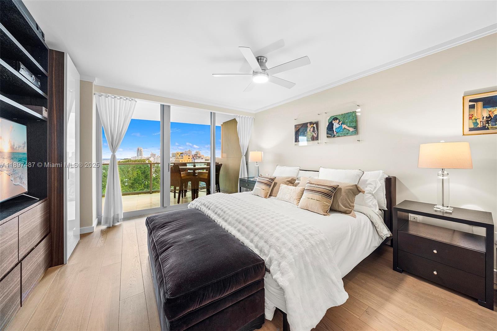 1455 Ocean Dr #1003, Miami Beach FL 33139