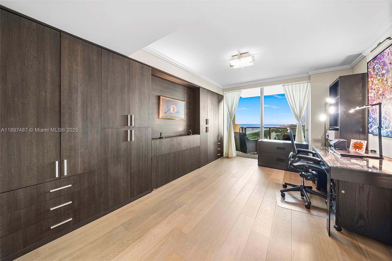1455 Ocean Dr #1003, Miami Beach FL 33139