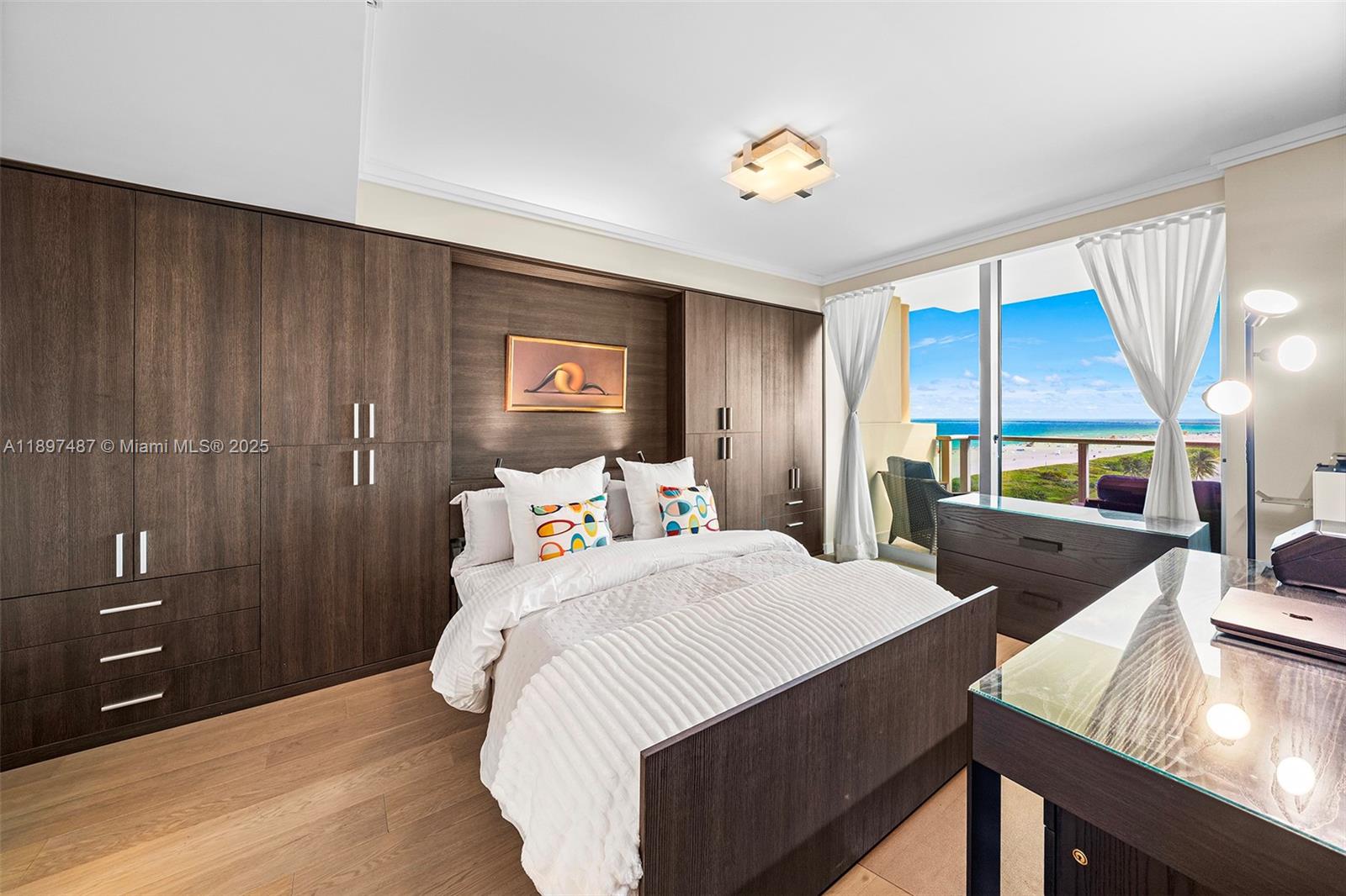 1455 Ocean Dr #1003, Miami Beach FL 33139