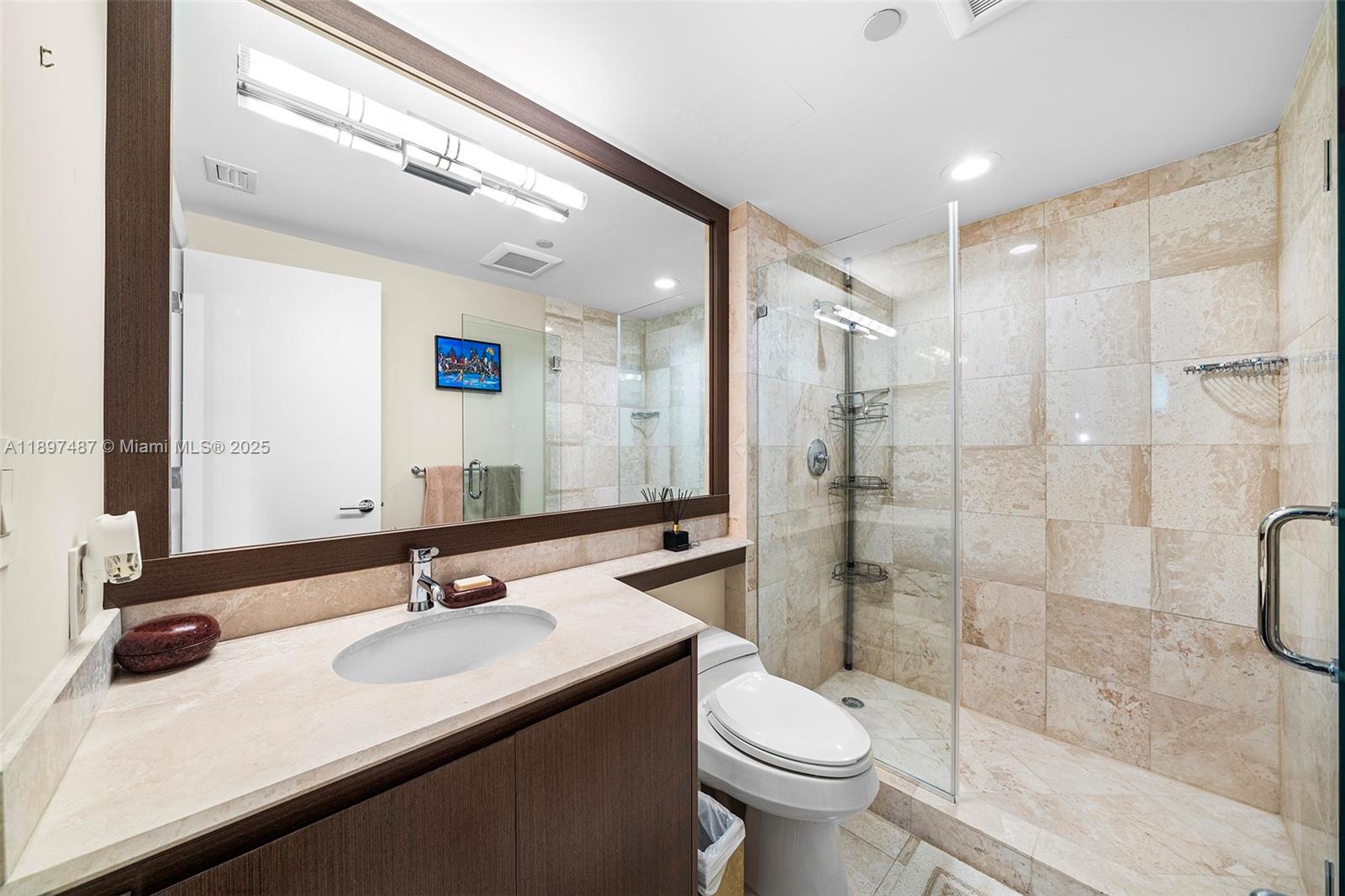 1455 Ocean Dr #1003, Miami Beach FL 33139