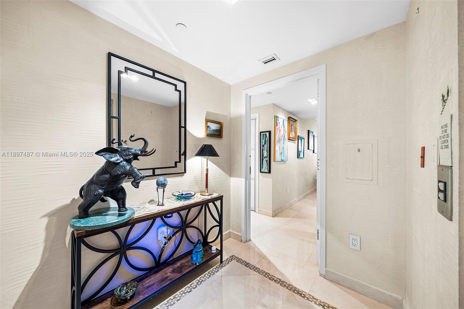 1455 Ocean Dr #1003, Miami Beach FL 33139