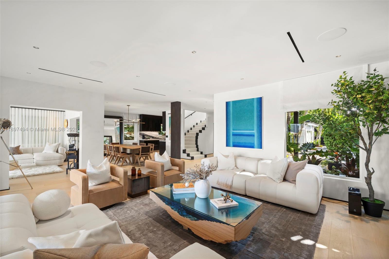 244 W San Marino Dr, Miami Beach FL 33139