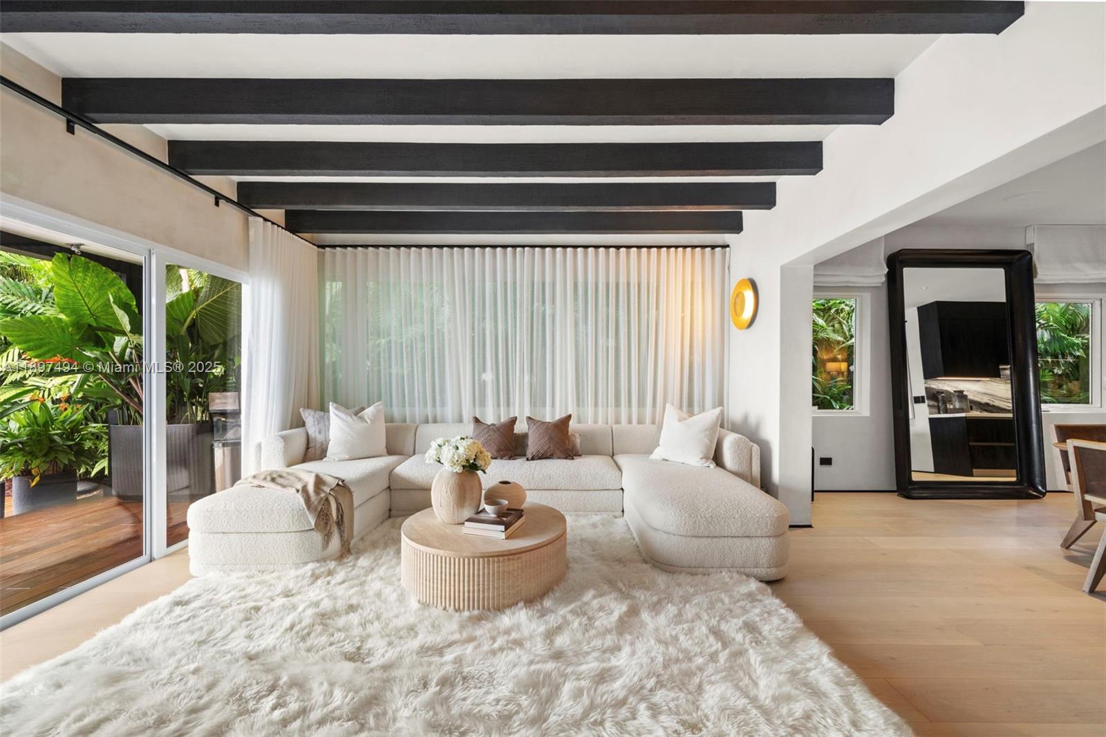 244 W San Marino Dr, Miami Beach FL 33139