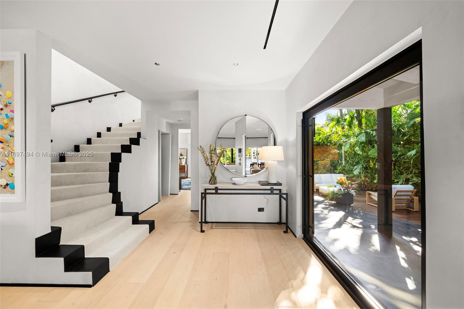 244 W San Marino Dr, Miami Beach FL 33139